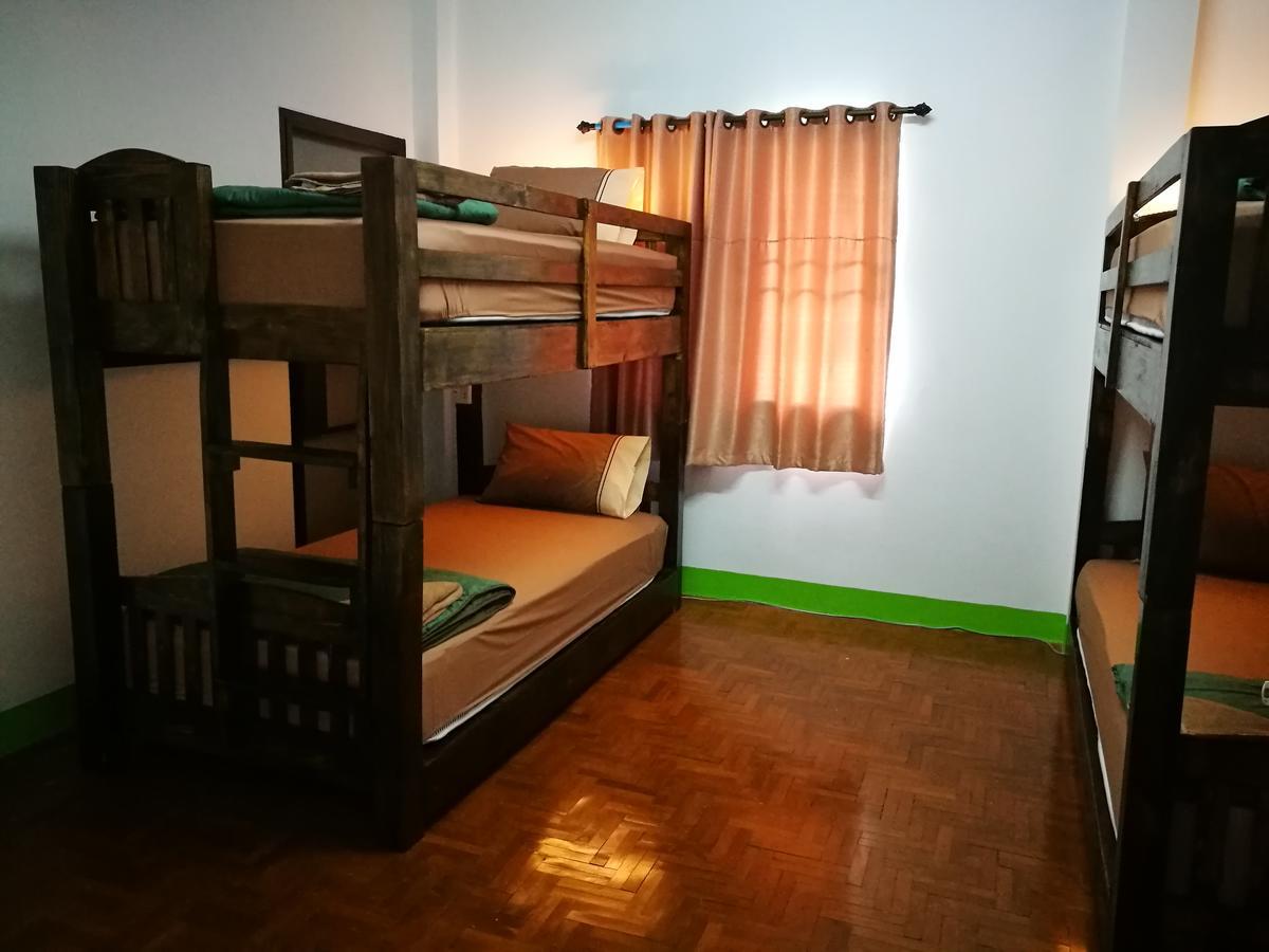 Stay With Jame Hostel Chiang Mai Esterno foto