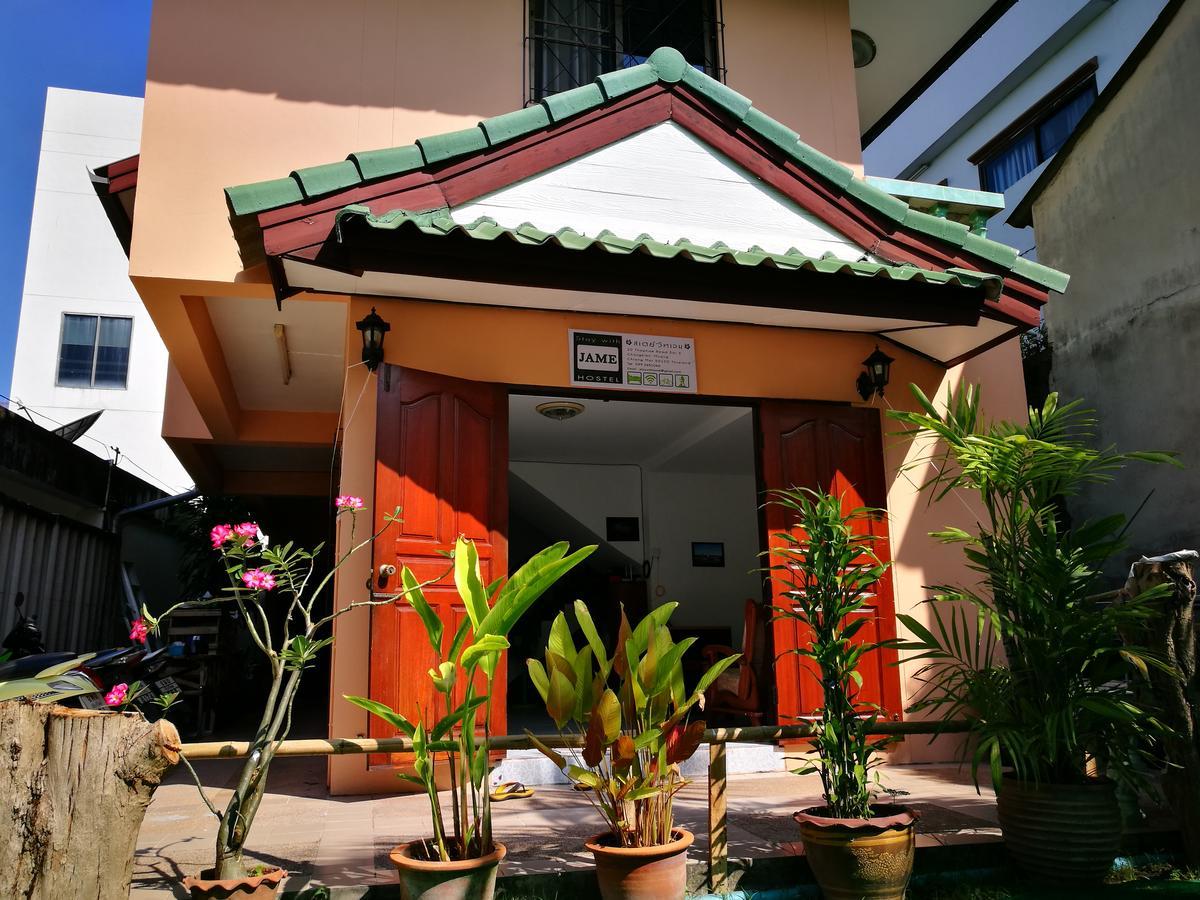 Stay With Jame Hostel Chiang Mai Esterno foto