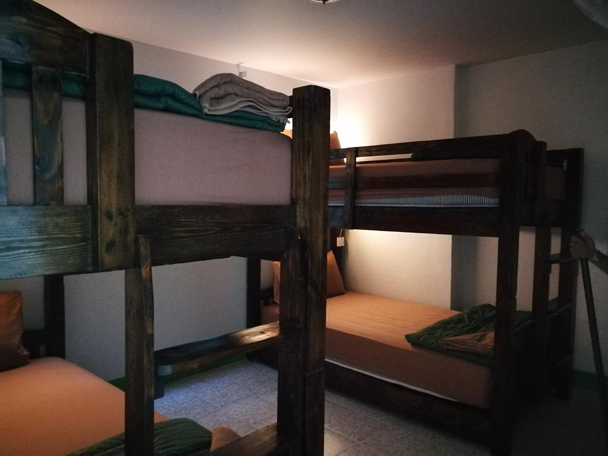 Stay With Jame Hostel Chiang Mai Esterno foto